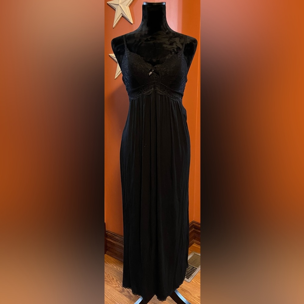 NWT-INC lingerie gown